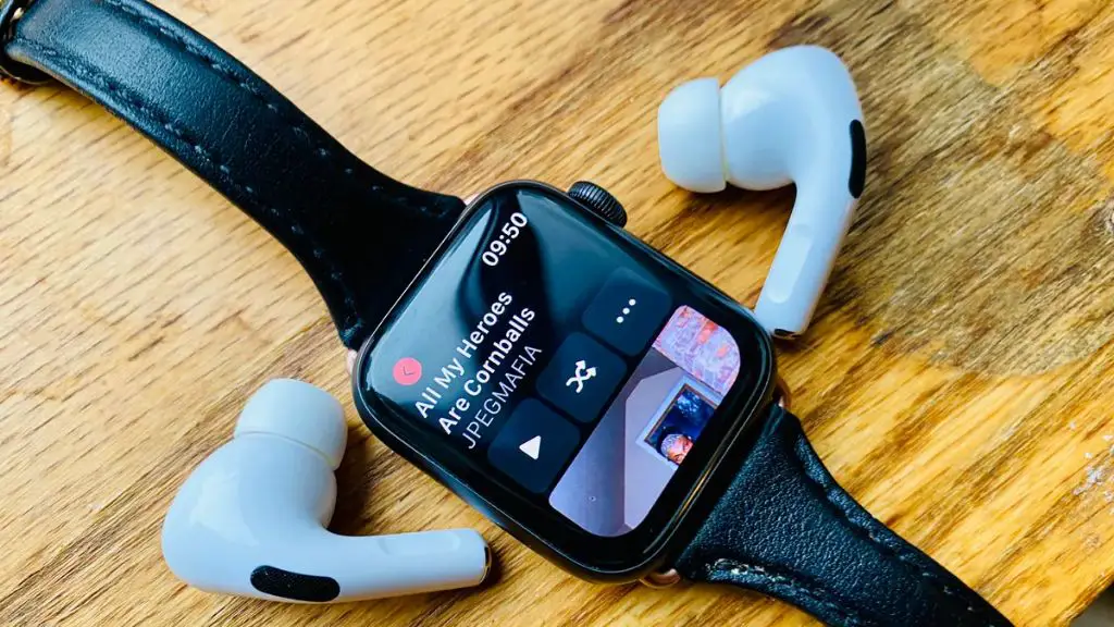 How do I play music from my phone to my smartwatch?