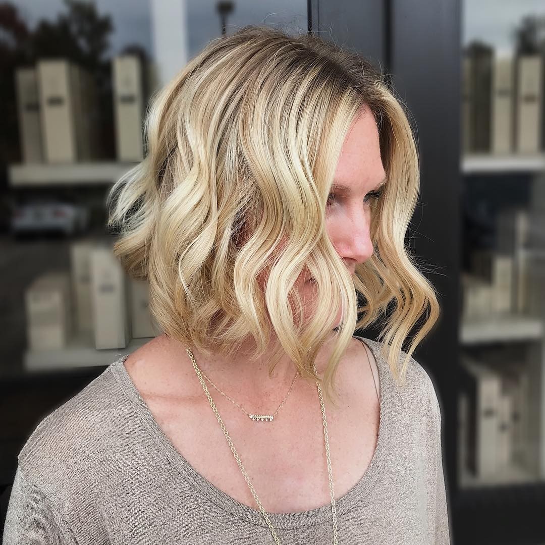 The Beachy Blonde: Casual Waves