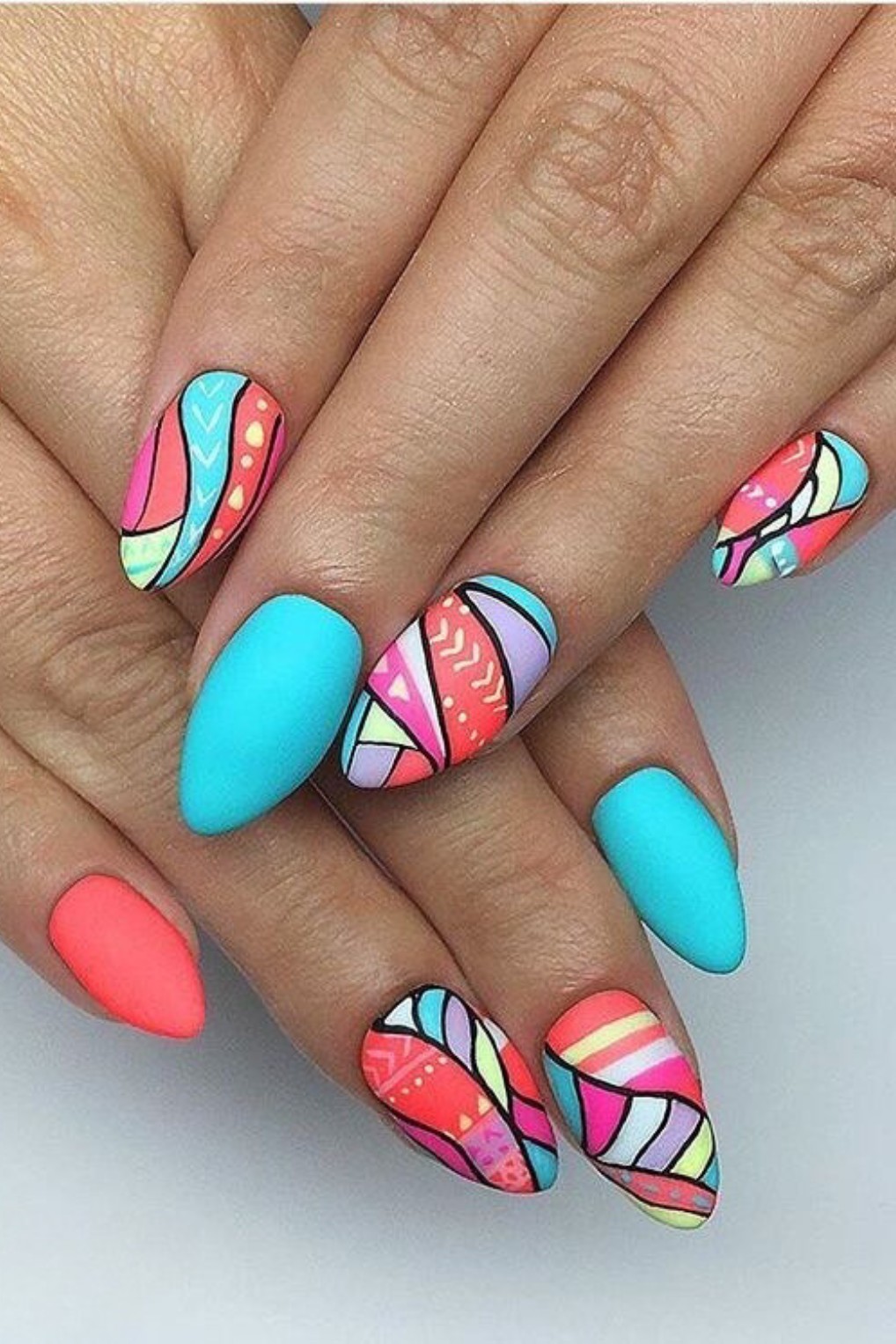 Tropical Fusion: A Carnival on Your Nails