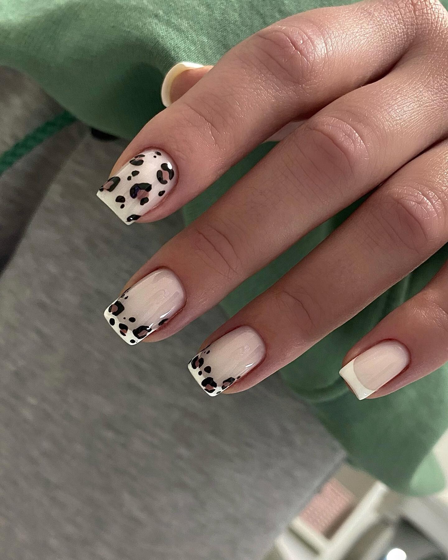 Delicate Leopard Tips