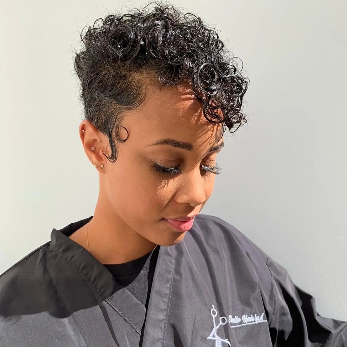 Sleek Tapered Cut with Curly Crown