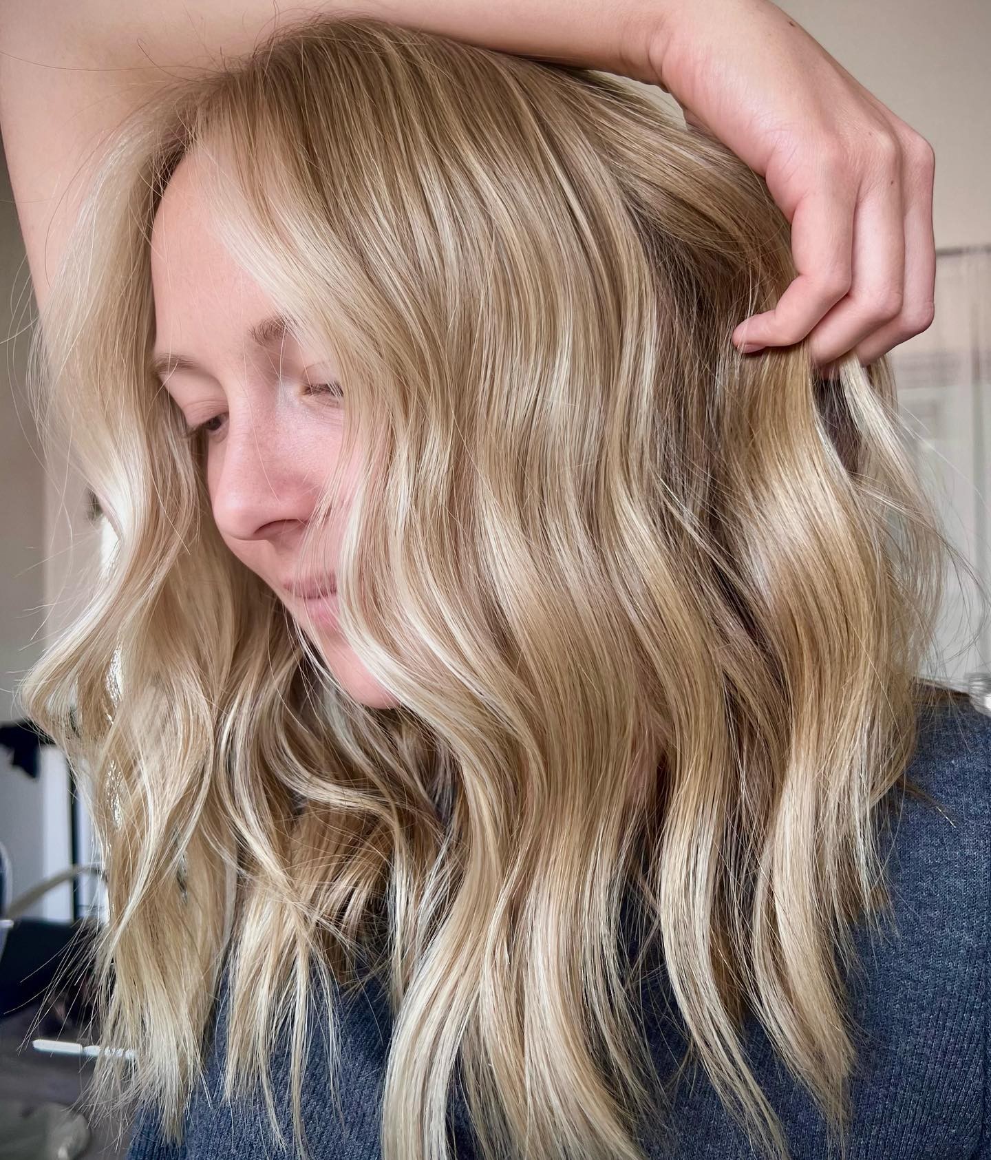 Subtle Ash Blonde Waves