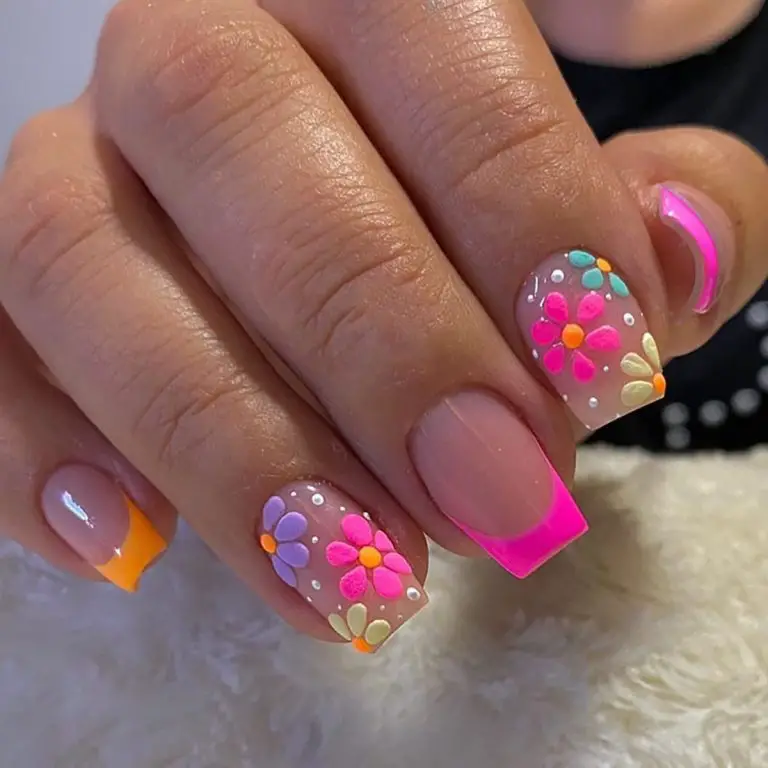 22 Trendsetting Summer Manicure Ideas 2024: Seasons Chicest Looks