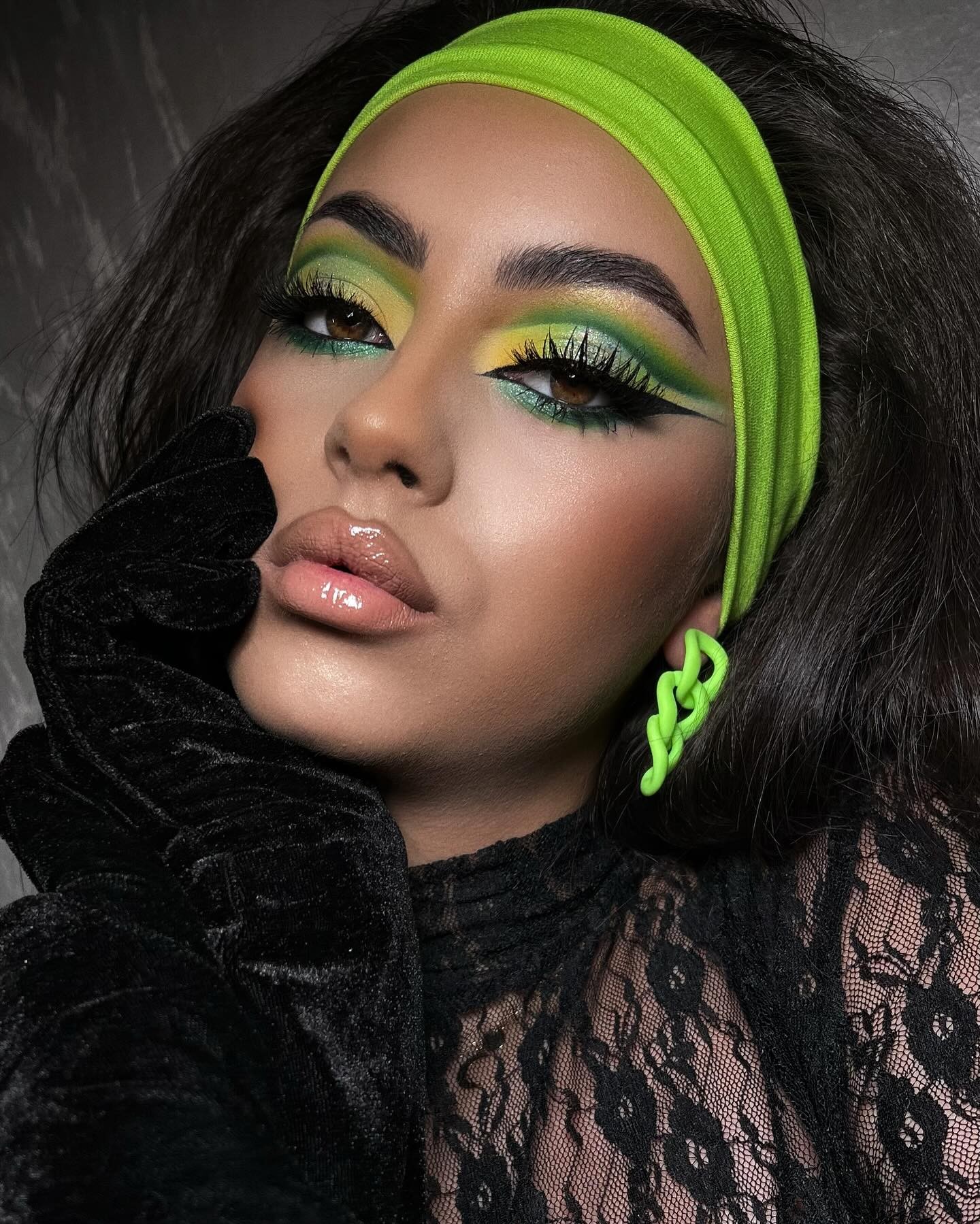 Lime Elegance: Vivid and Velvety