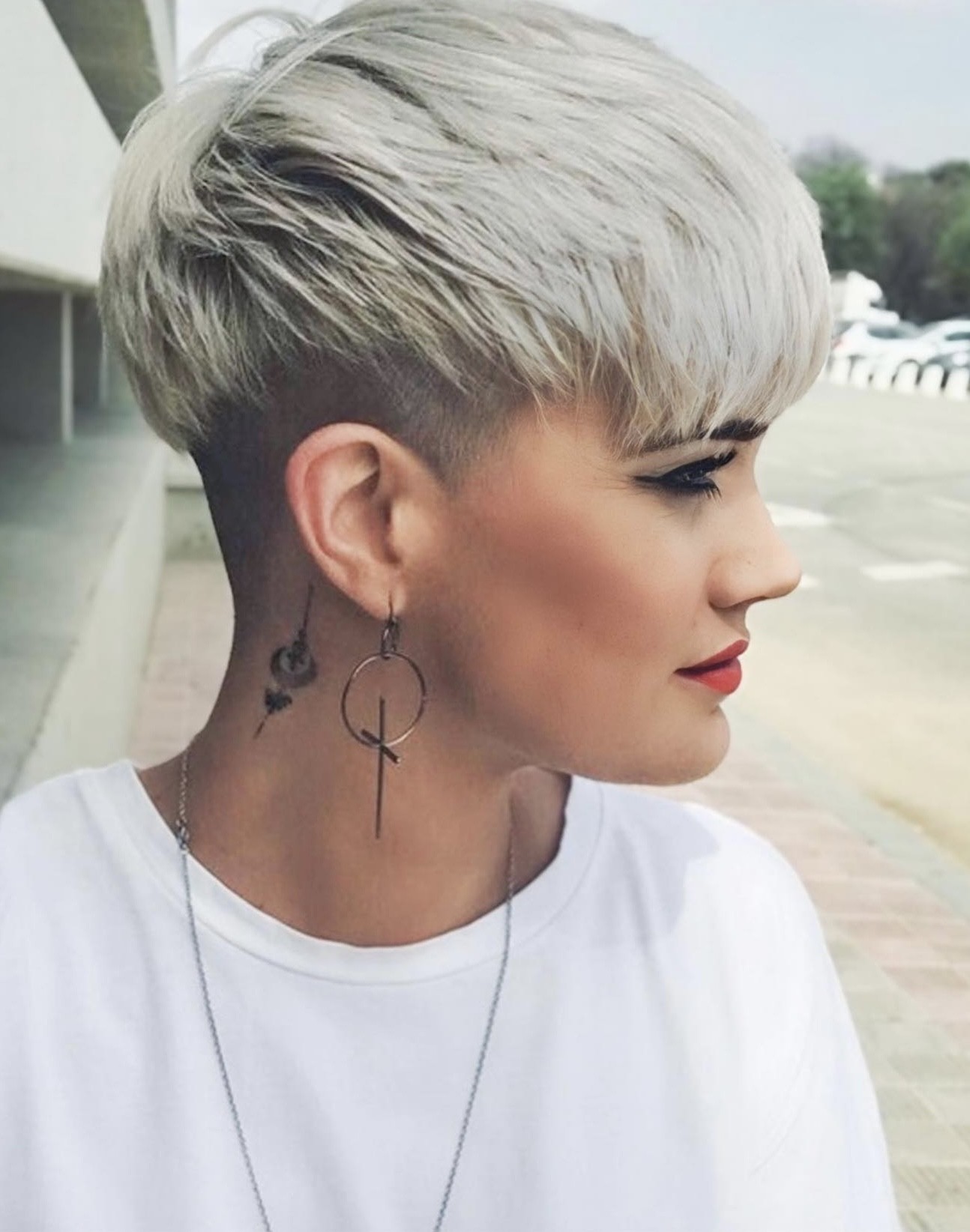 The Platinum Pixie Cut