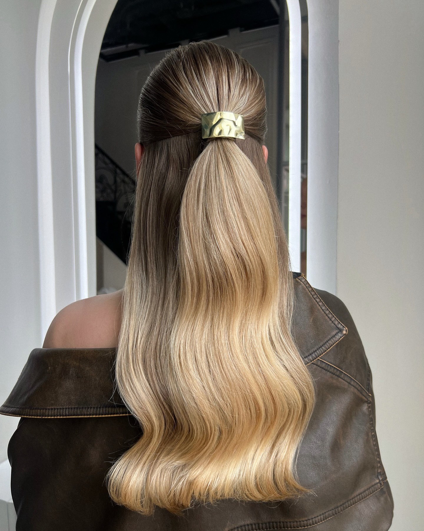 Voluminous Half-Up Waves