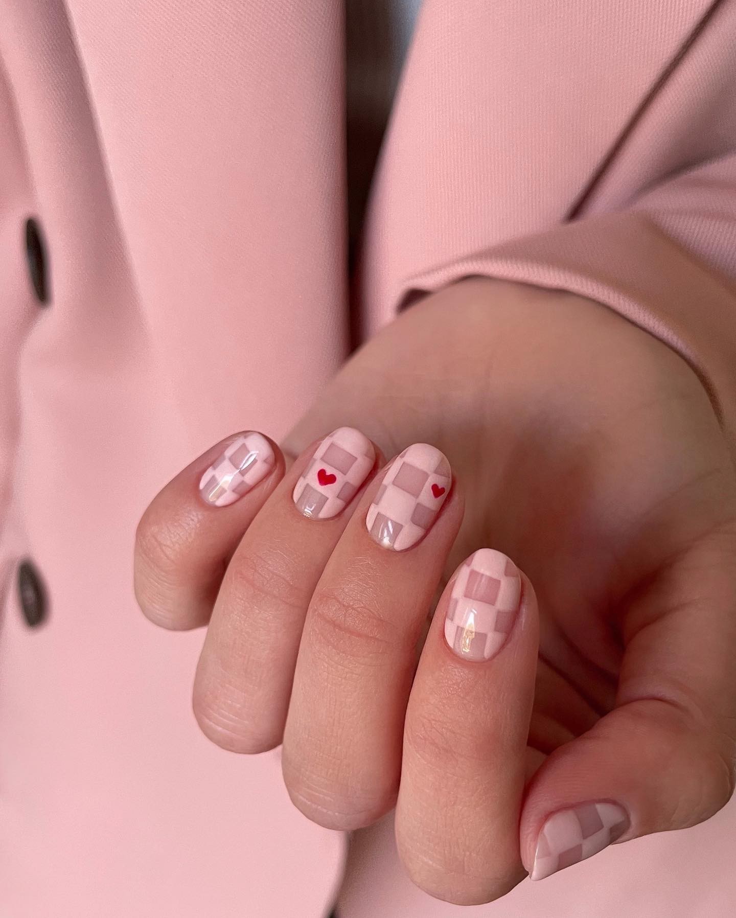 Heart Checkerboard Nails