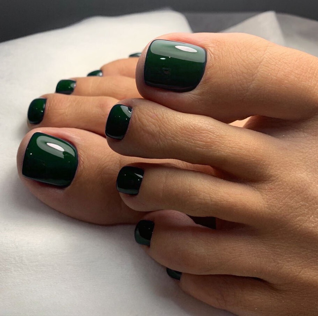 Glossy Green