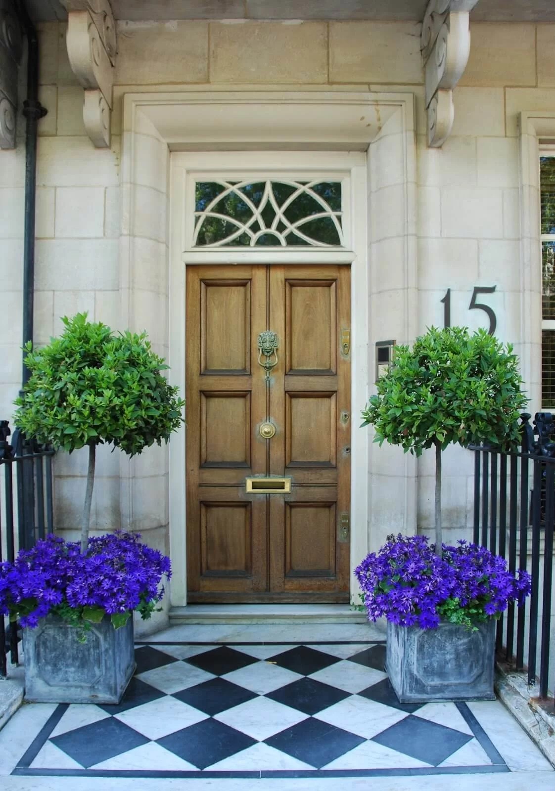 Chic Flower and Tree Porch Pots