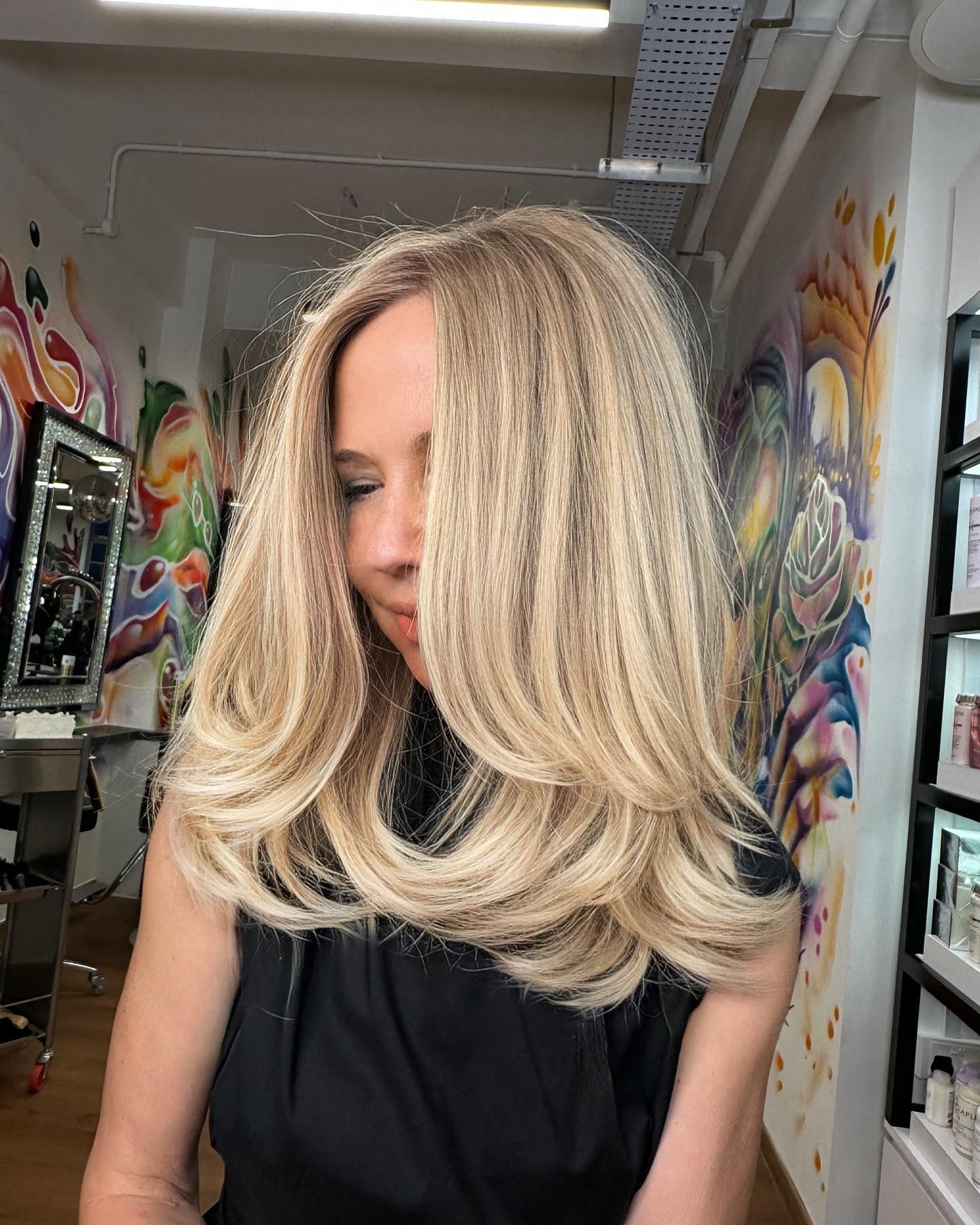 Beige Blonde with Dimension