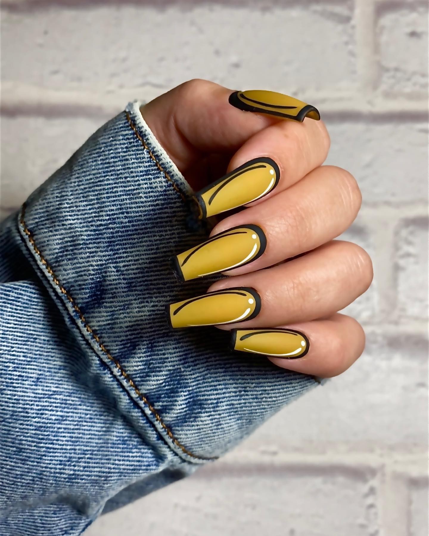 Glossy Yellow Cartoon Nails