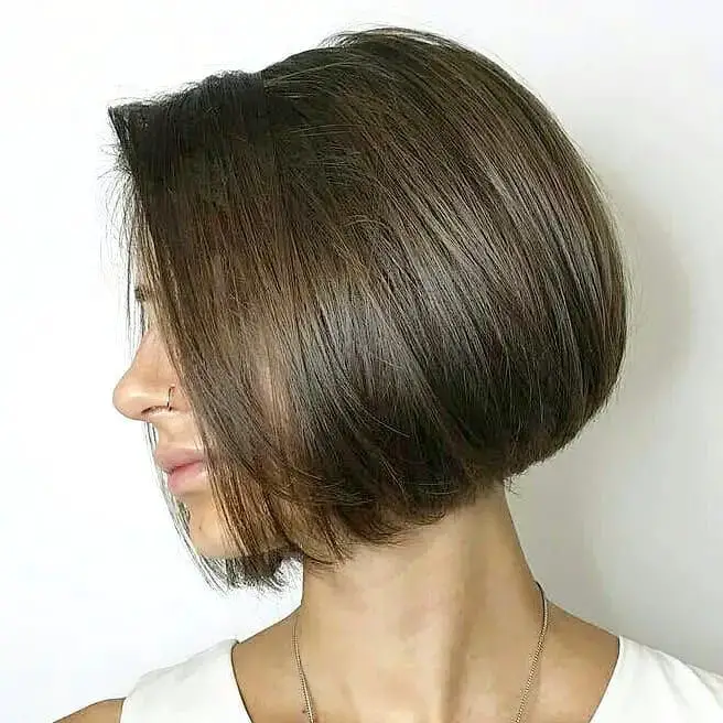 The Whimsical Wavy Bob