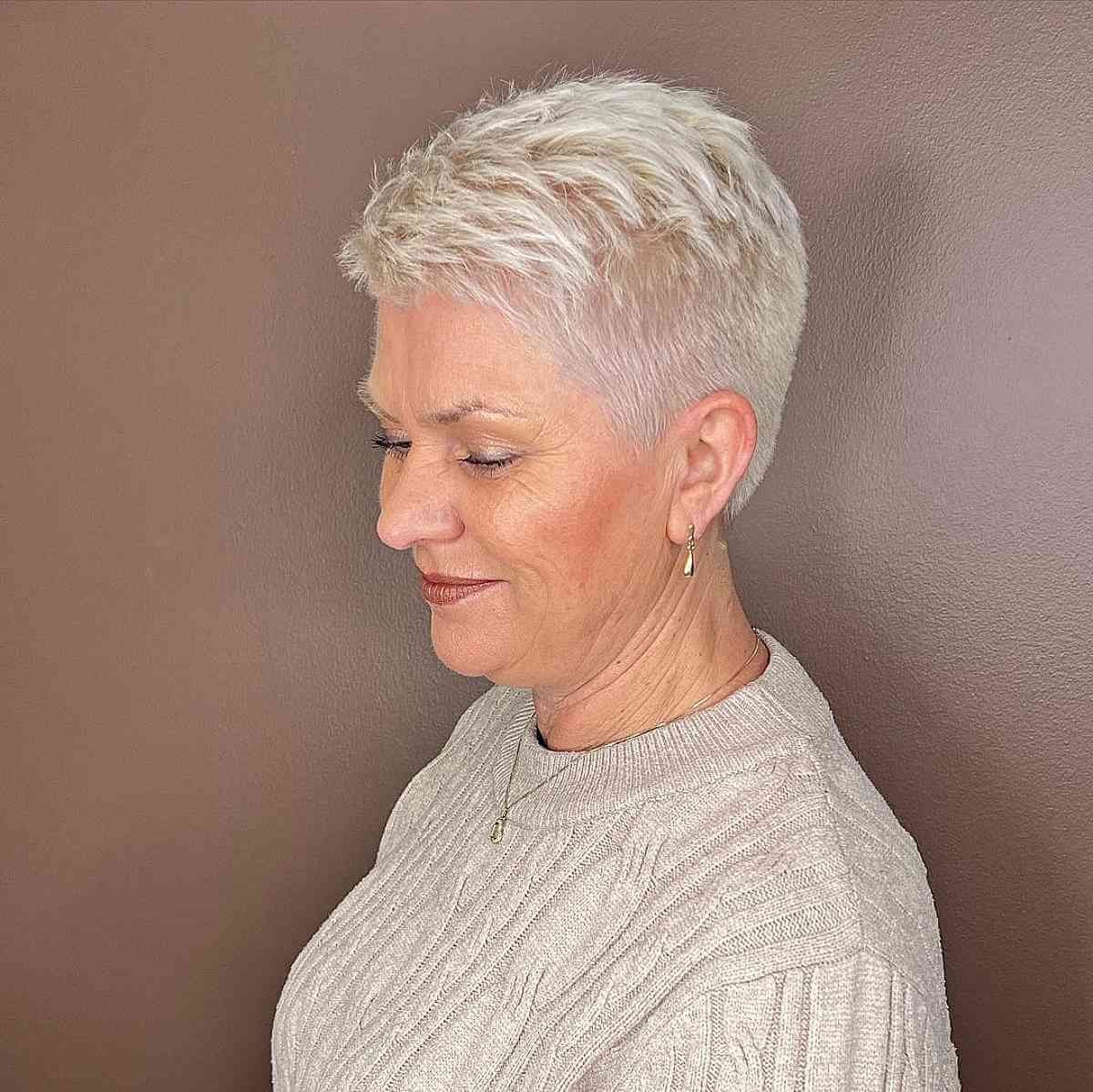 The Sleek Platinum Pixie