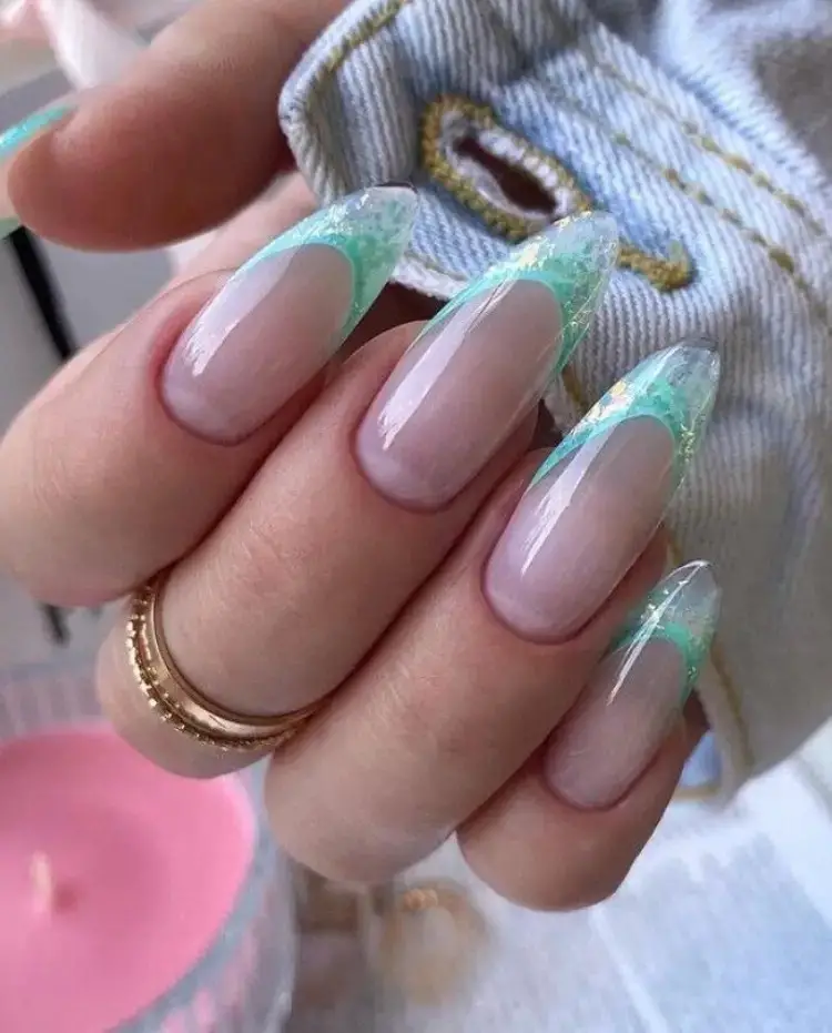 Minty Fresh with Iridescent Tips