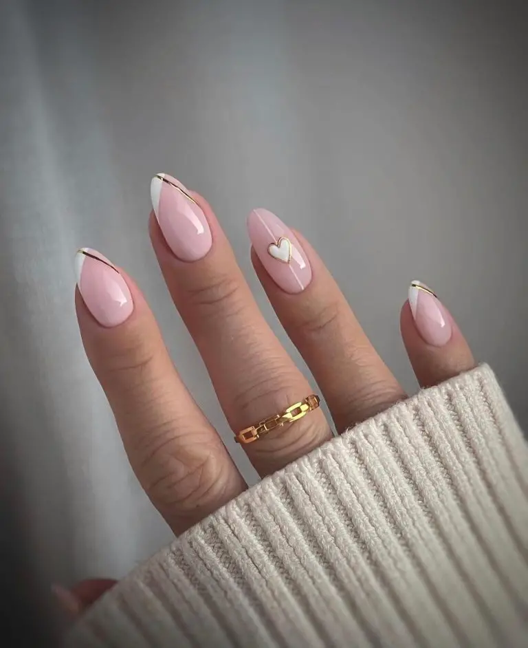 Embracing Elegance And Whimsy: Short Almond Nails Spring 2024 Trends