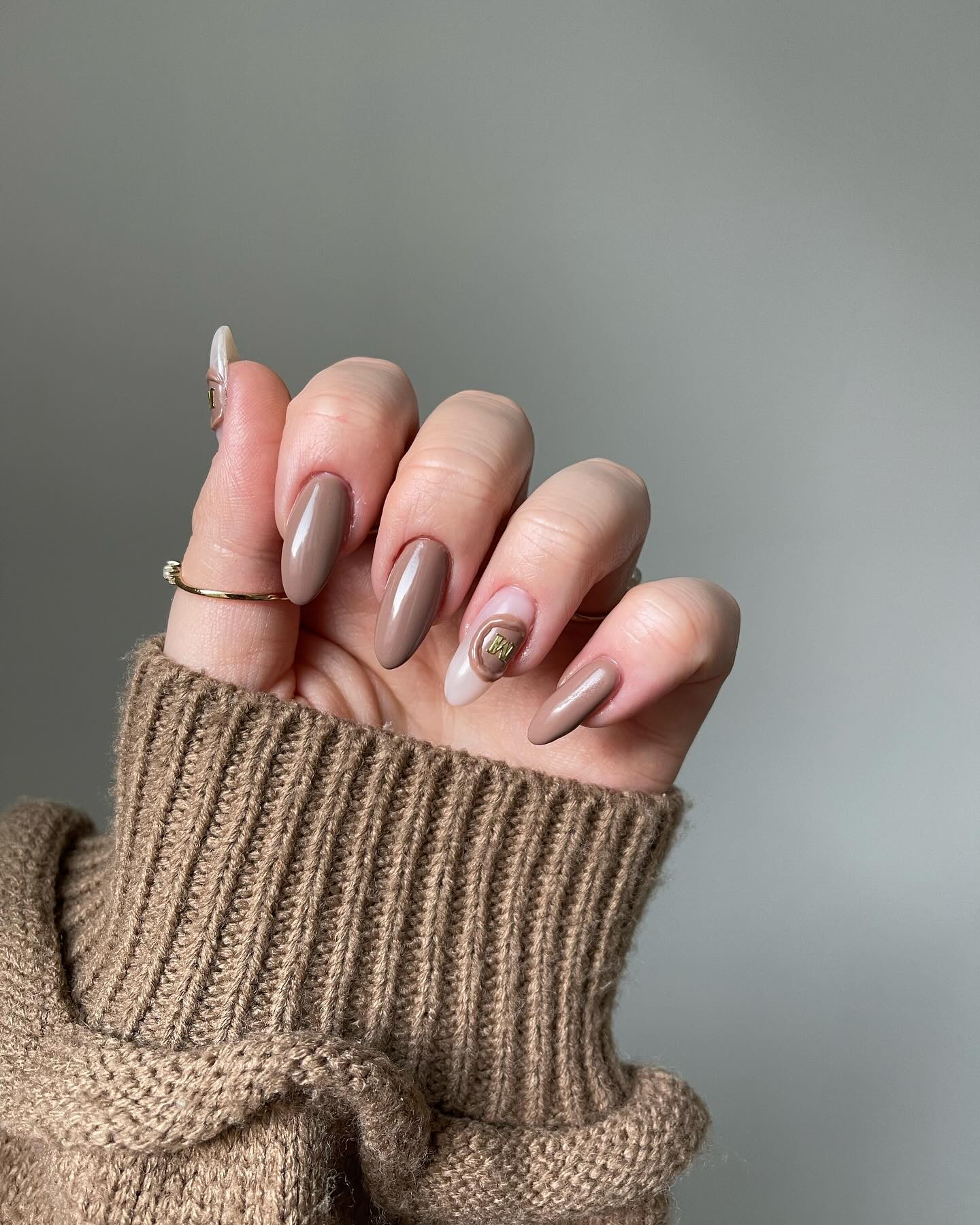 Neutral Tones