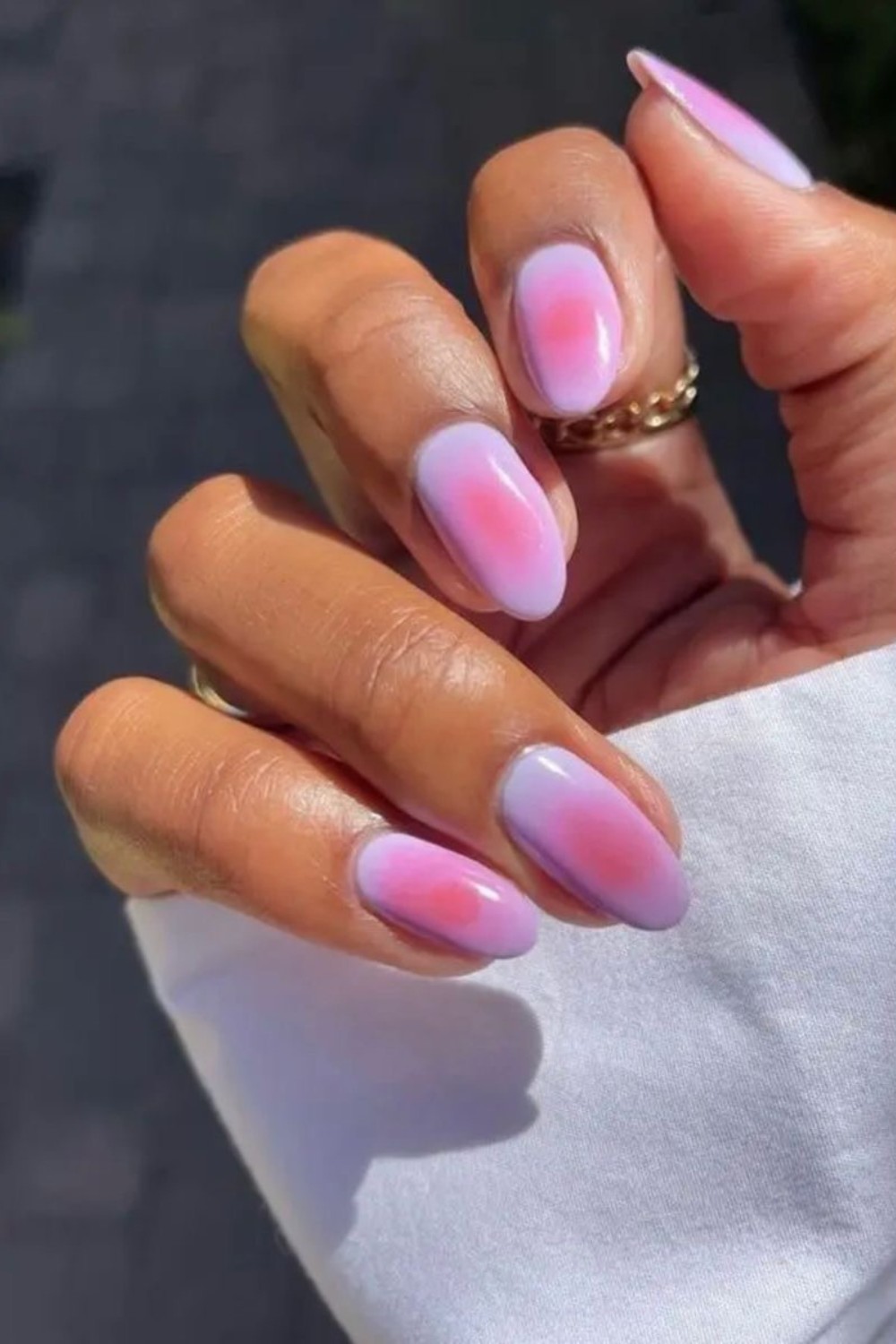 Soft Pink Ombré: A Whisper of Rose