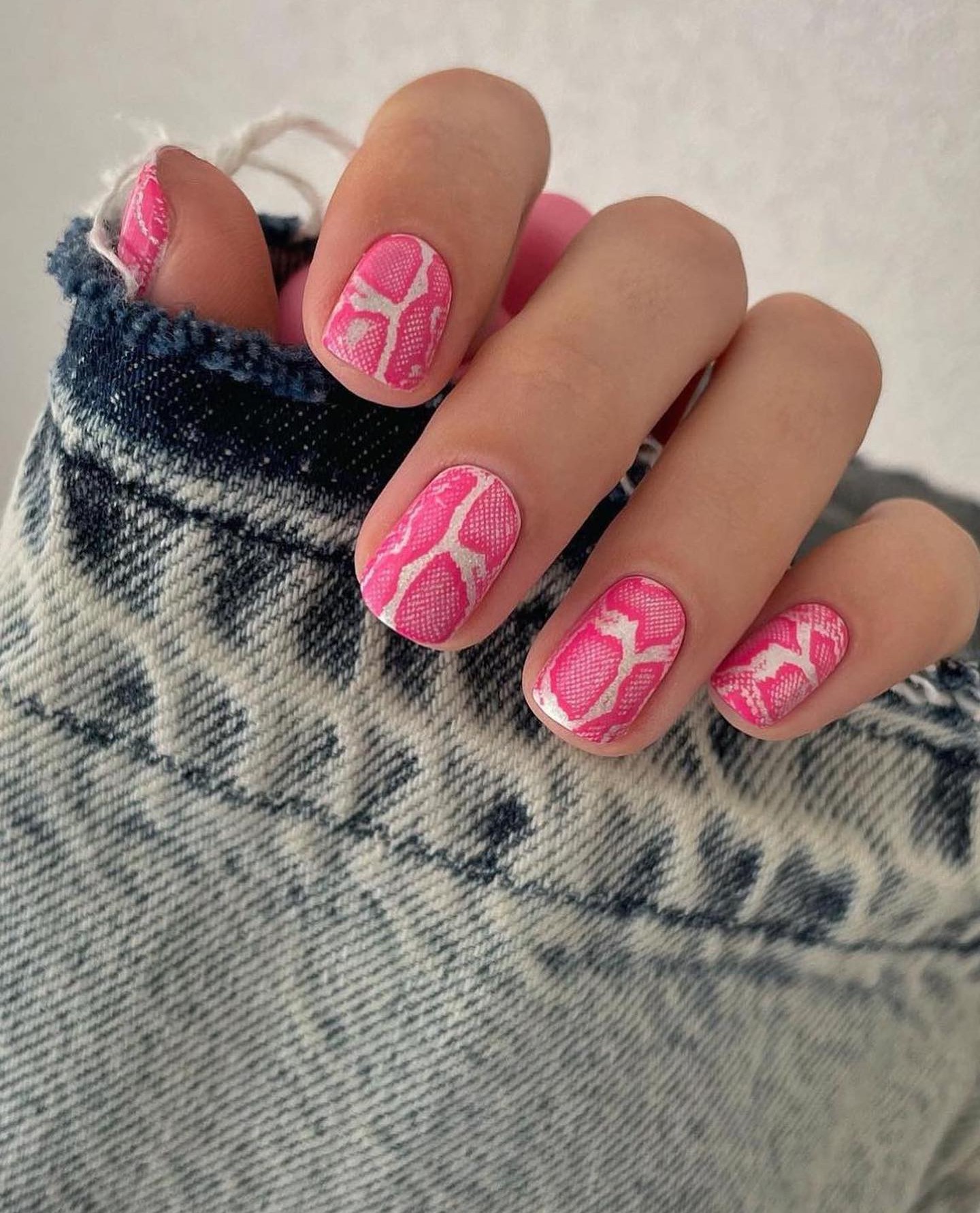 Soft Pink with Geometric Precision