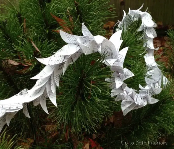 Musical Flowers Homemade Garland on Tree Idea