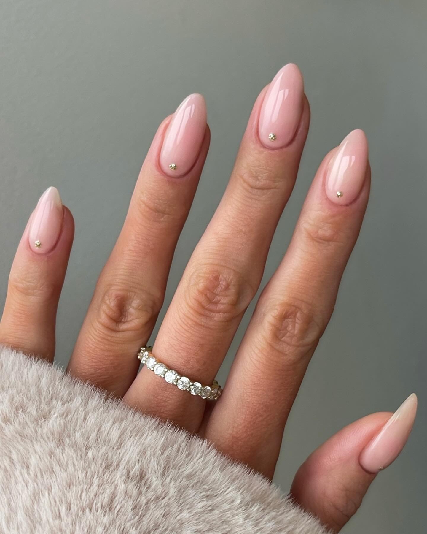 Subtle Glamour with a Single Stone