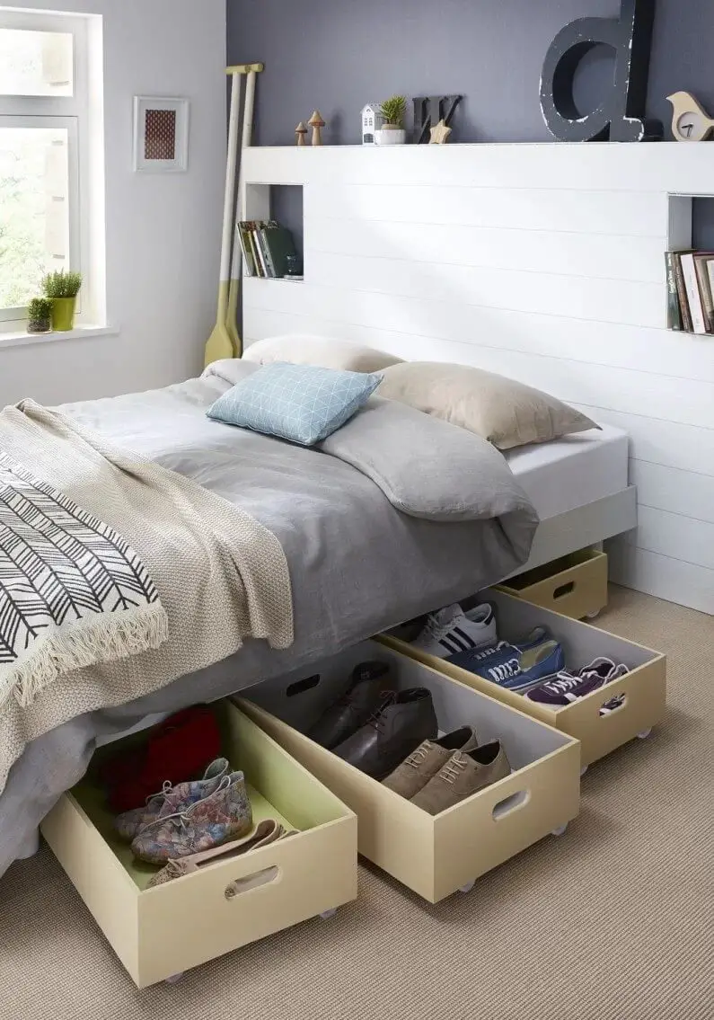 Under-The-Bed Plastic Pullout Storage Drawers