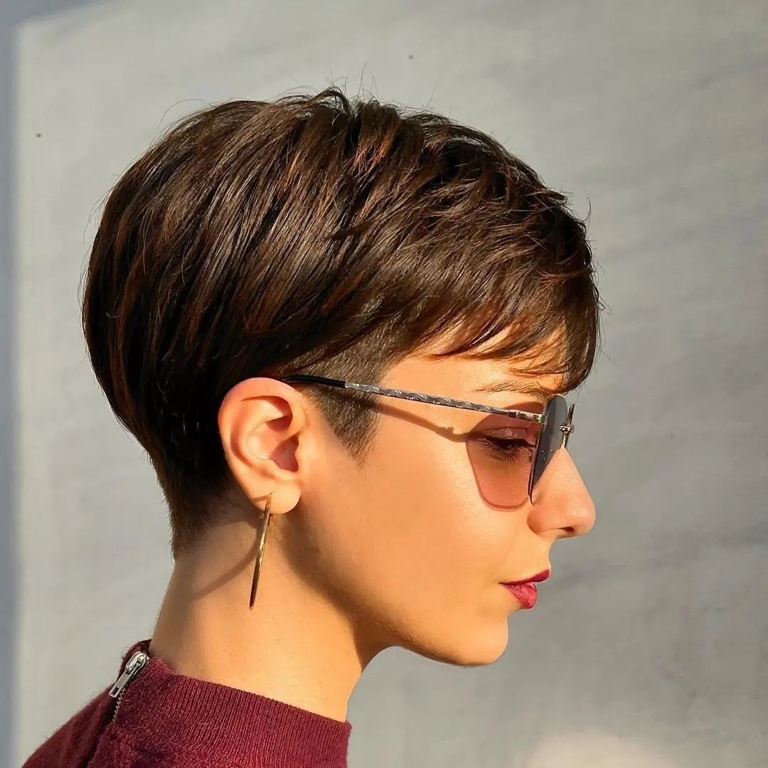 Chic Asymmetry: Edgy Bob