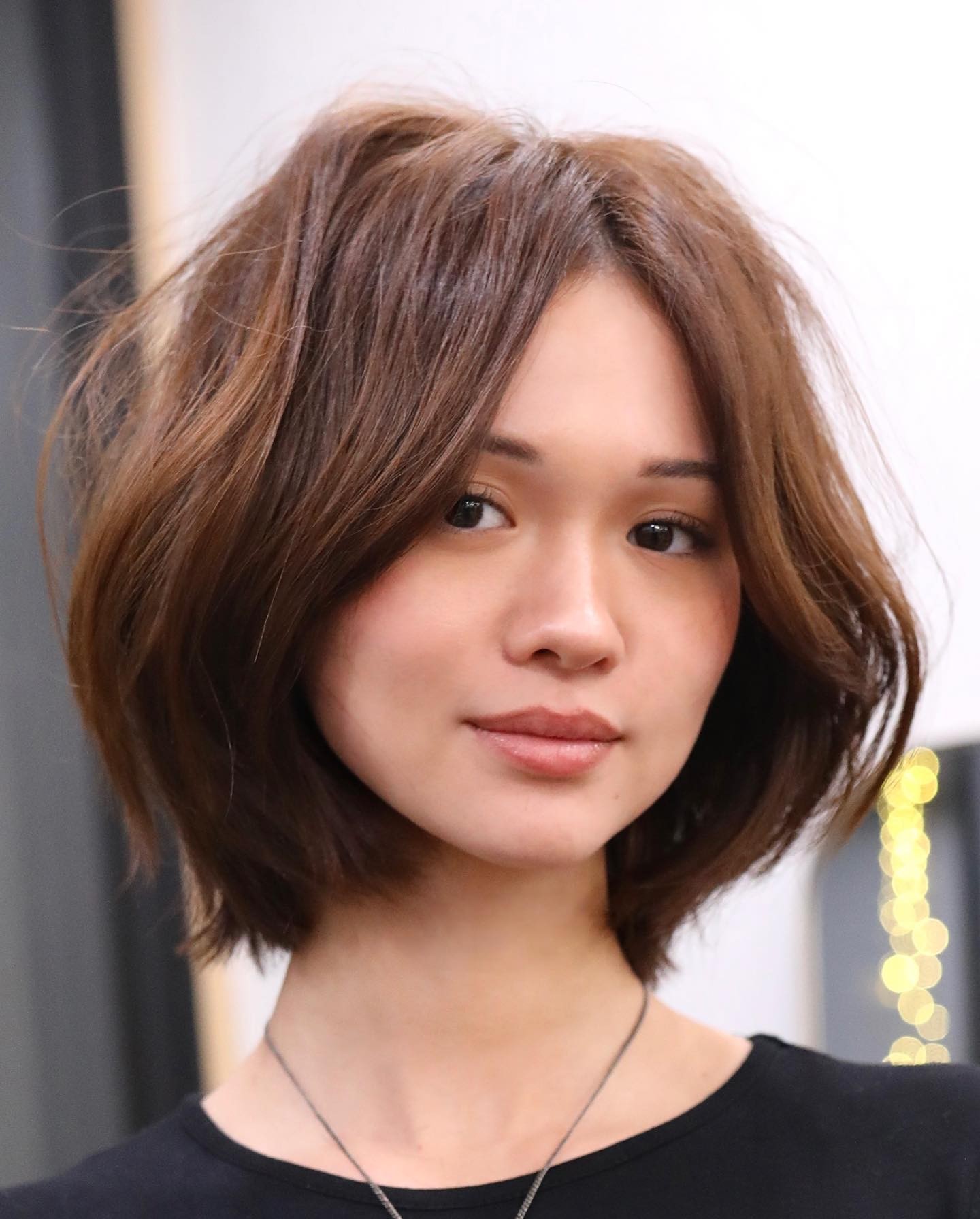 Luminous Layered Bob with Soft Textures