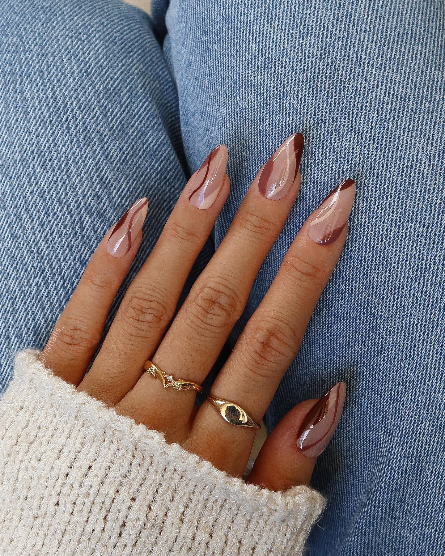 Sleek and Chic: Glossy Browns and Nude Ombre