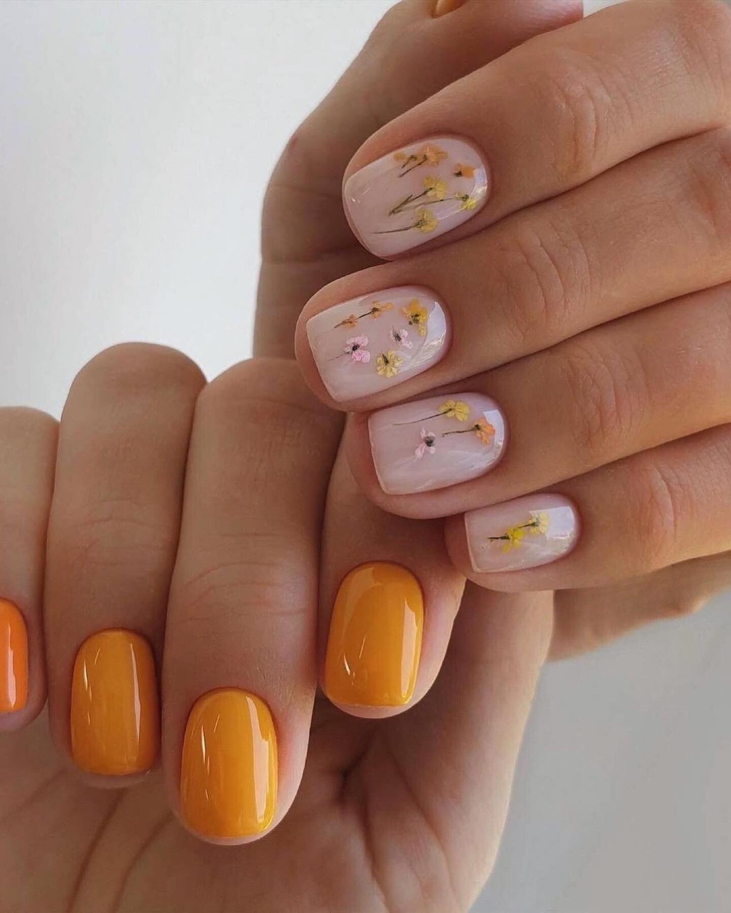 Sunny Florals and Bold Citrus