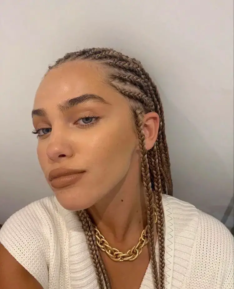 Bohemian Rhapsody: Side-Swept Cornrow Elegance