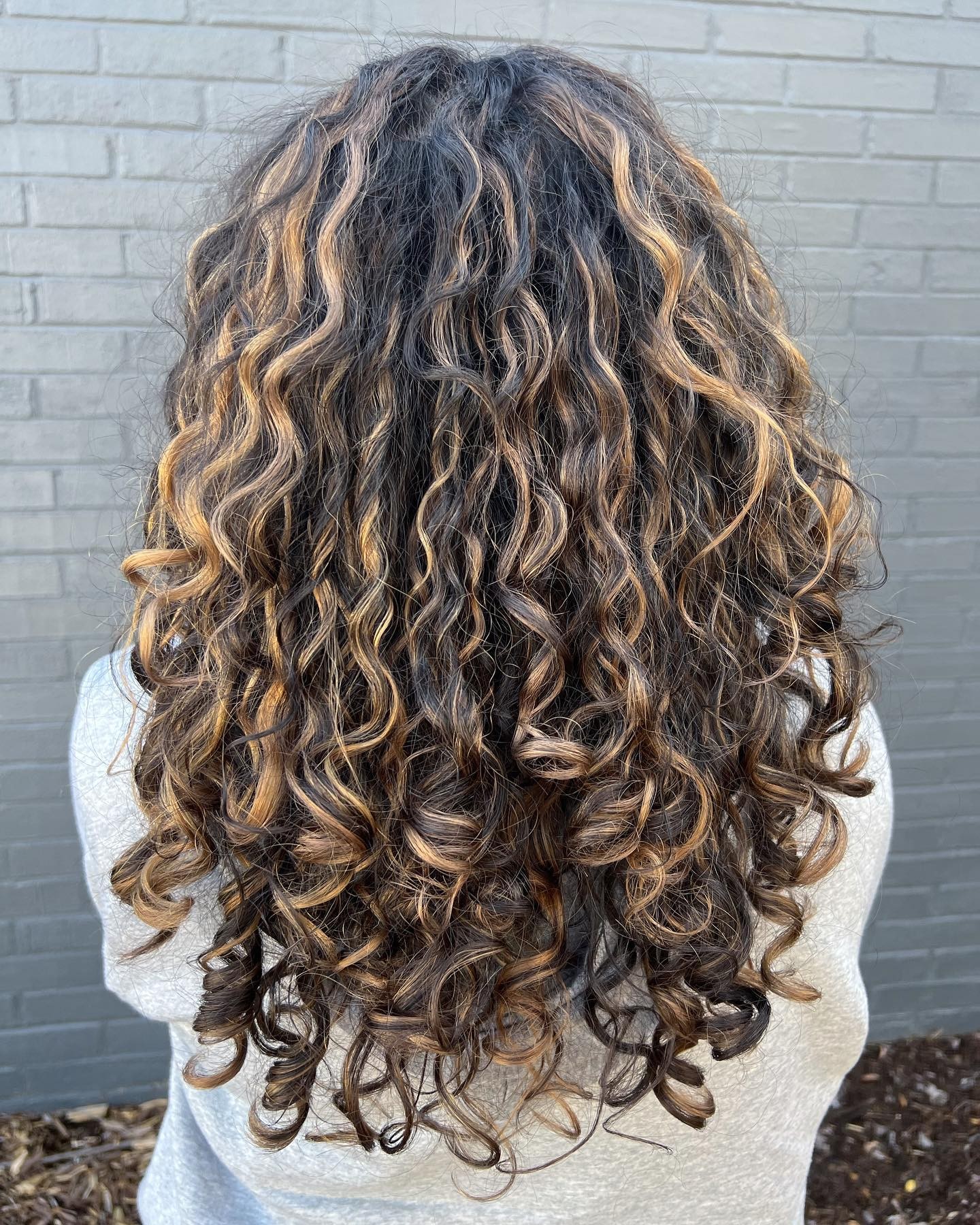 The Luxe Brunette Waves: Depth and Dimension