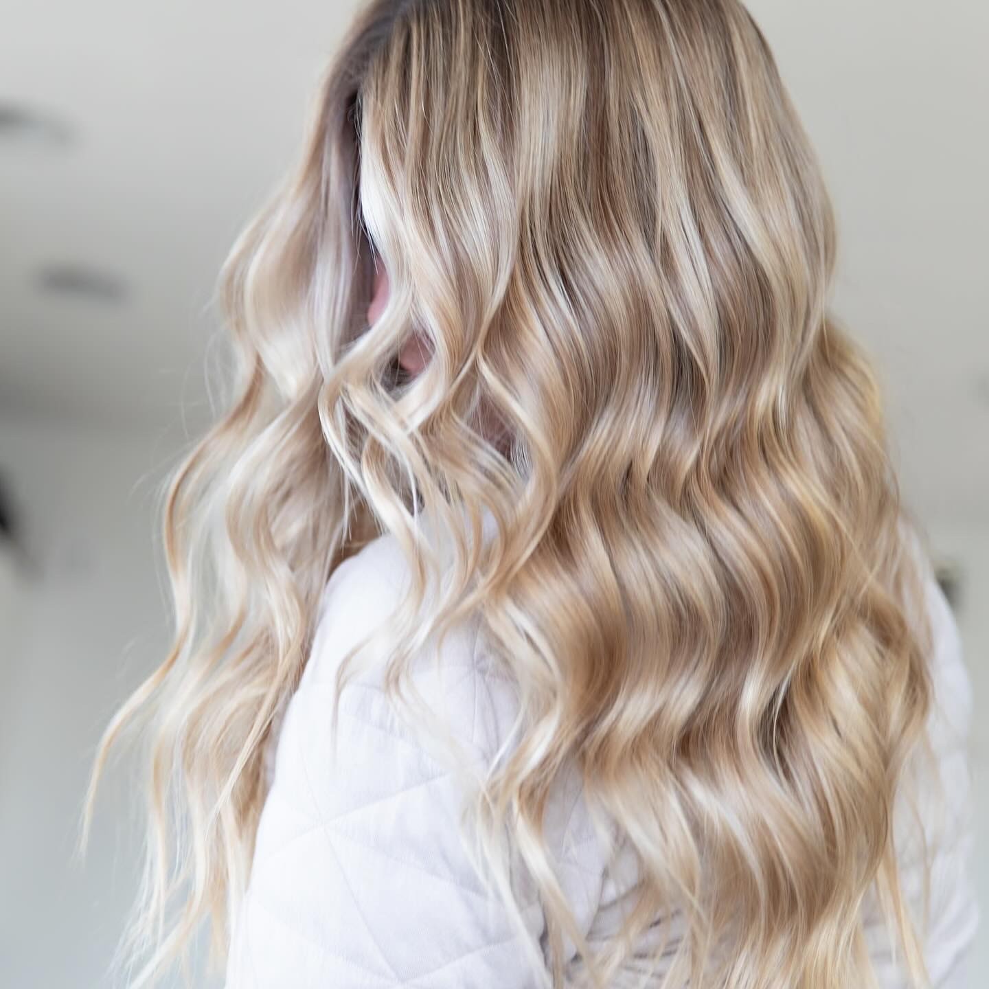 Golden Blonde with Soft Waves Style