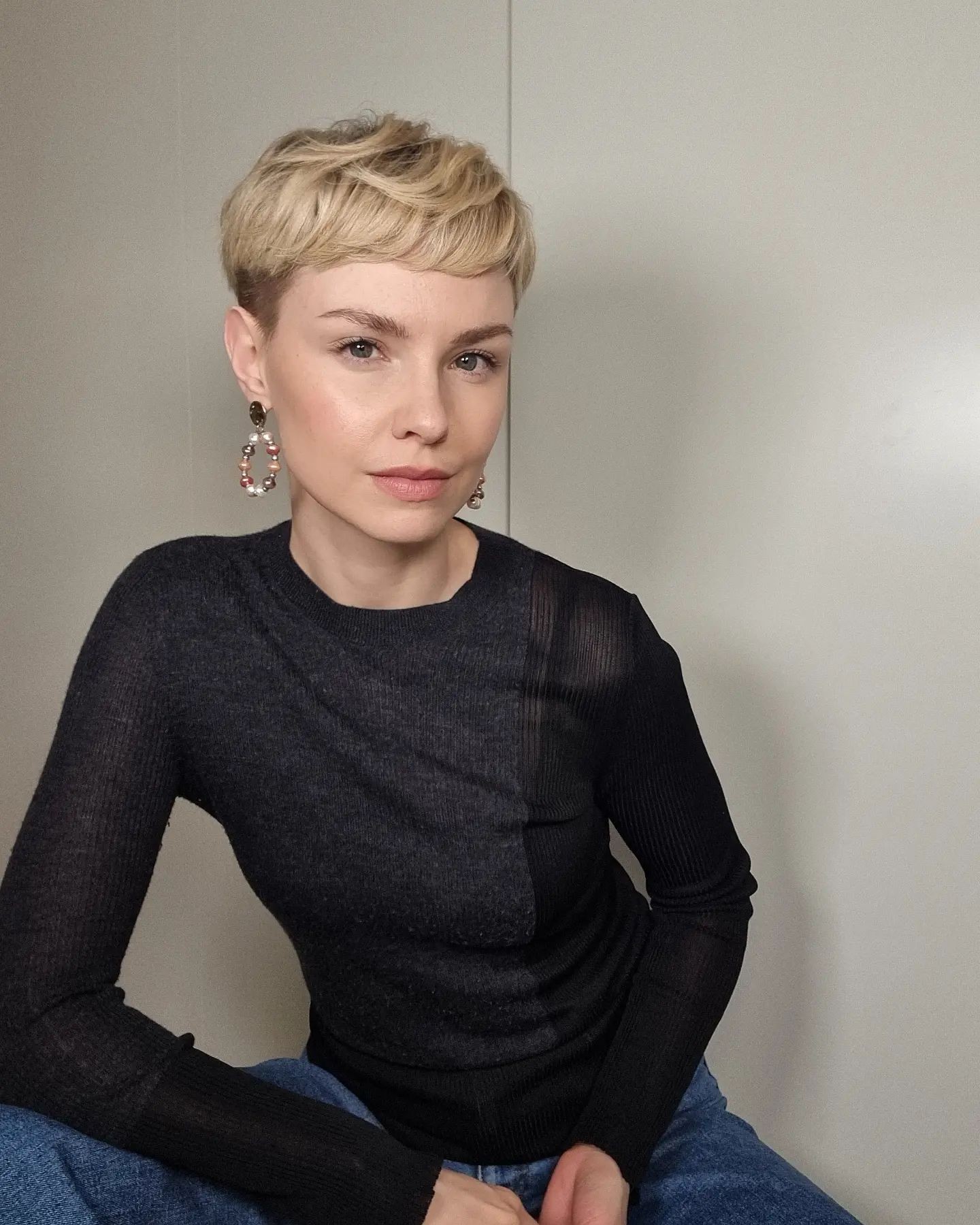 The Bold Blonde Pixie