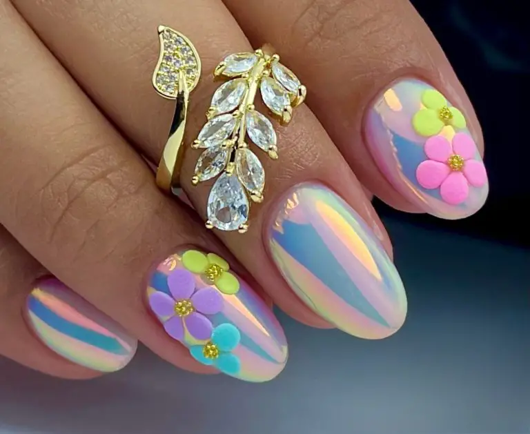 32 Summer Birthday Nails: Chic Trends For Your Special Day!