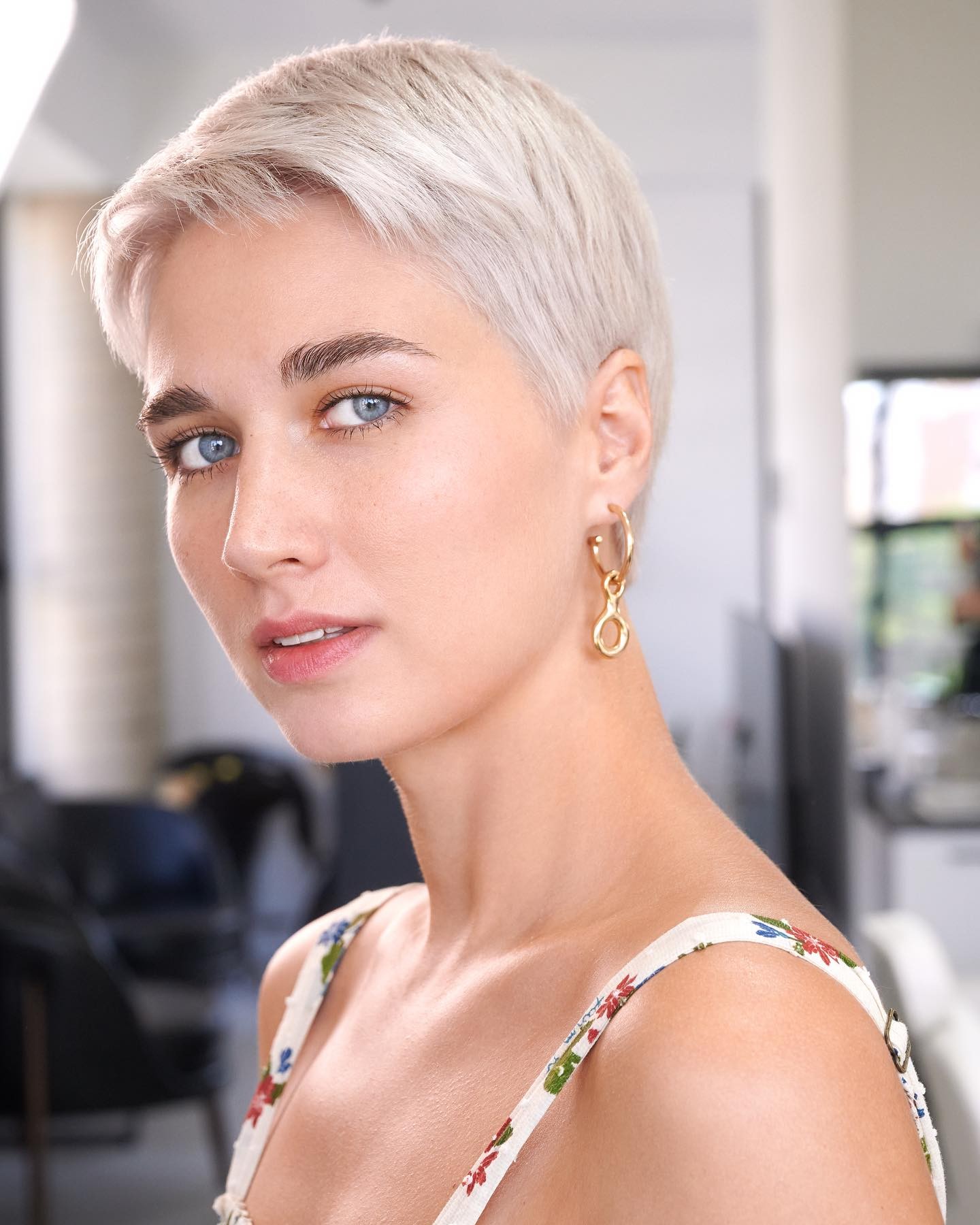 Platinum Pixie – The Cool Sophisticate