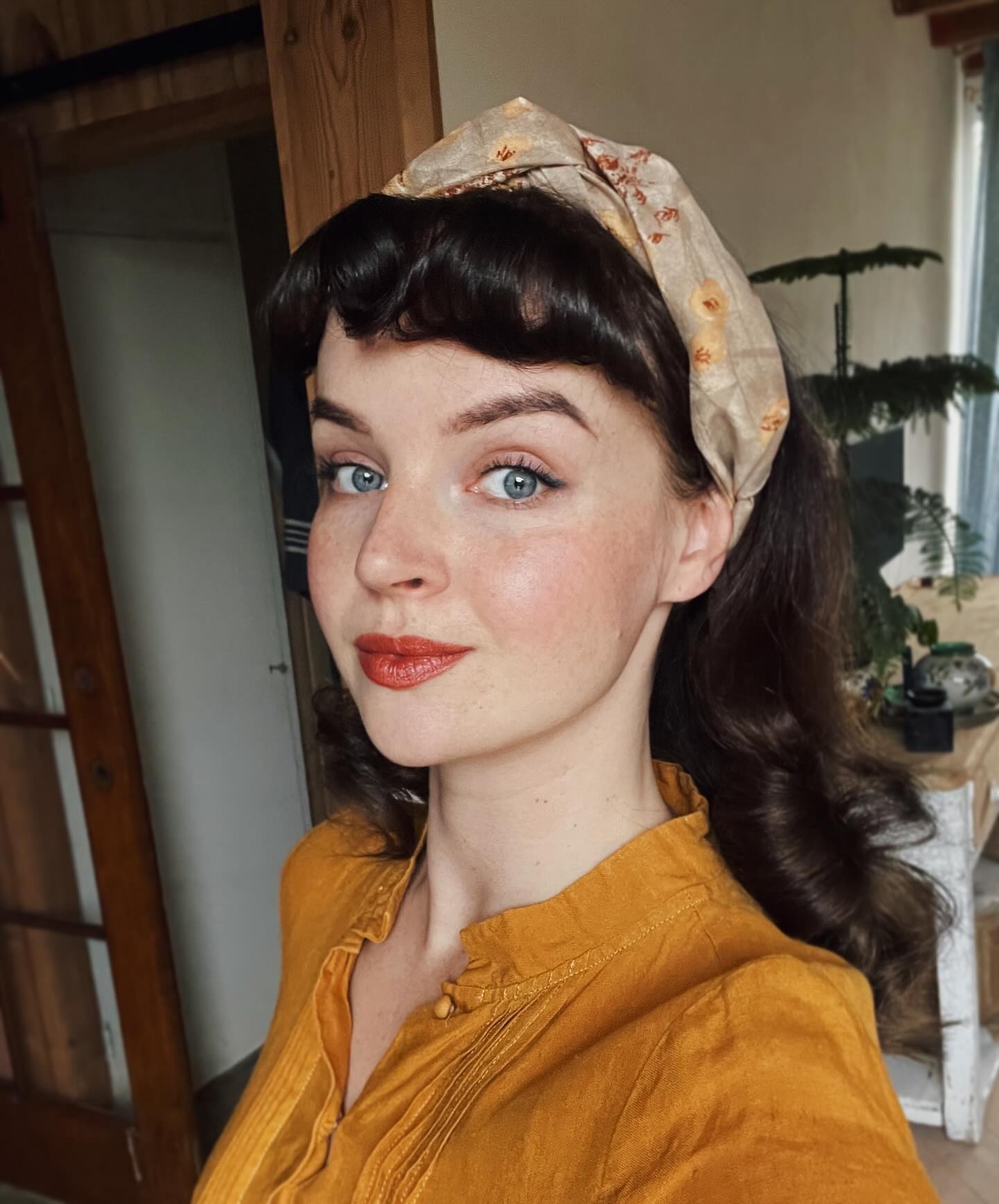 The 1940s Bandana Beauty