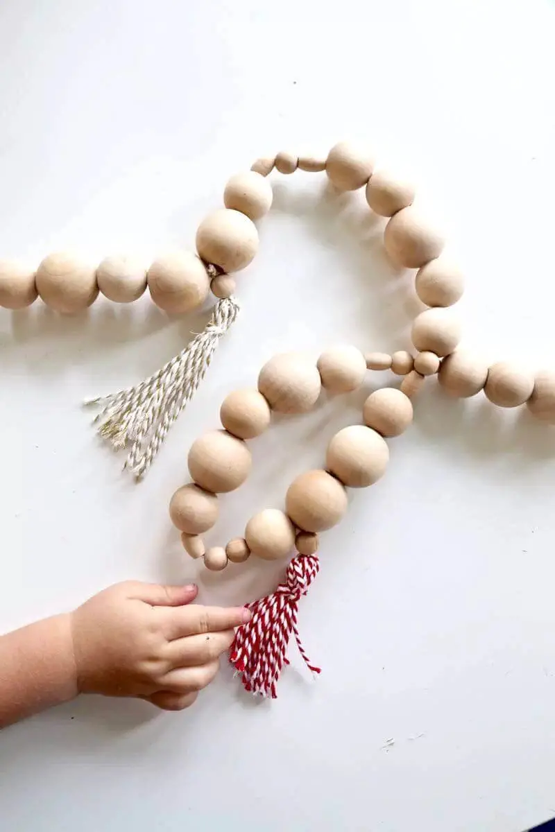 Scandinavian Scalloped Wood Bead Garland