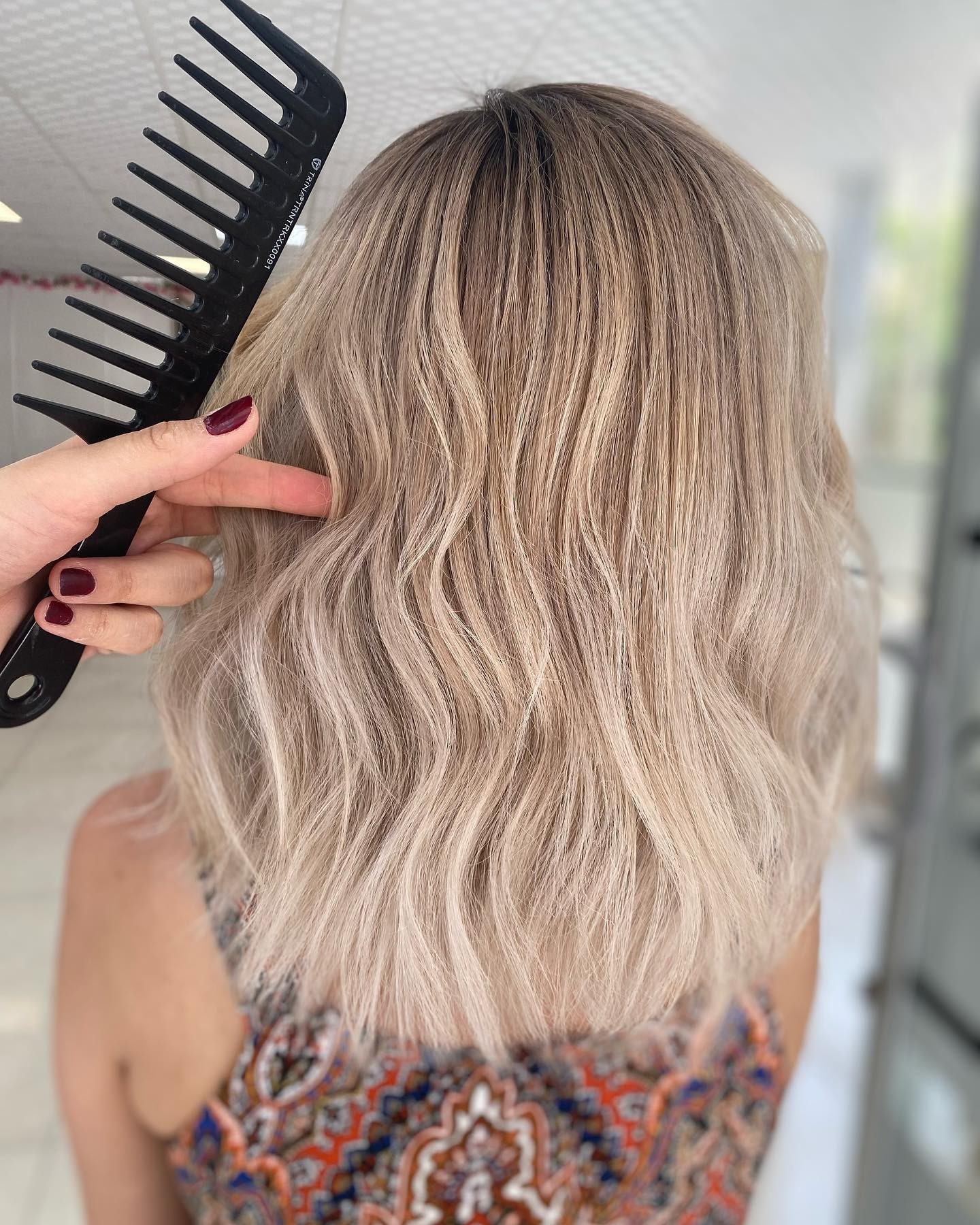 Textured Beige Waves