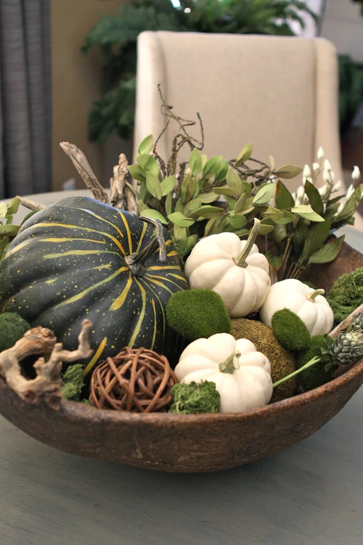 Pumpkins Plus Rustic Elements Make Unique Centerpiece