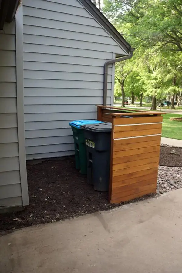 Basic Cedar Screen For Hiding Bins