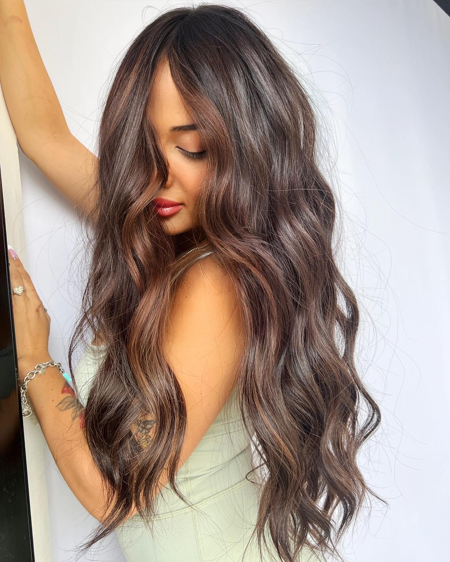 Elegant Chocolate Brown Waves