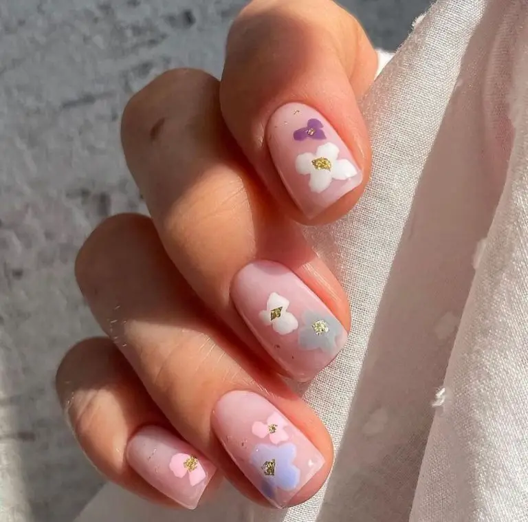 23 Summer Nails Simple 2024: Chic Designs For Trendy Seasonal Style