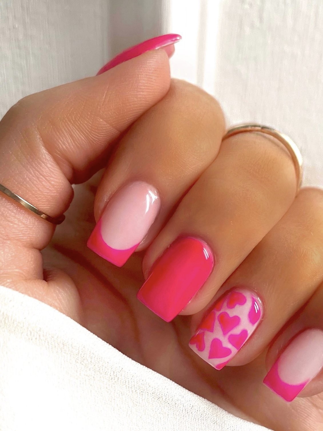 A Pop of Neon on Delicate Pink