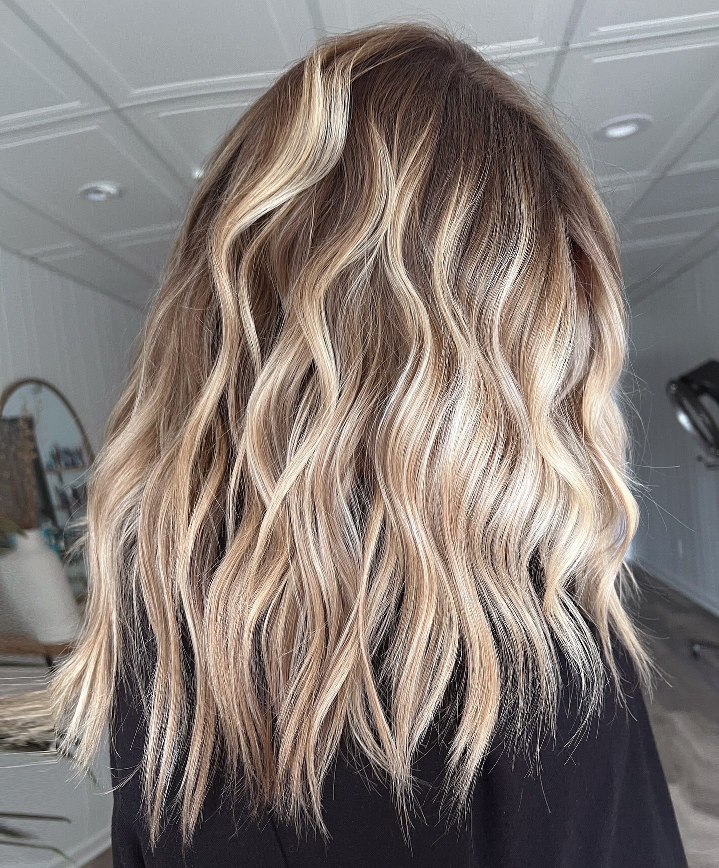 Soft Balayage Style on Short Hair