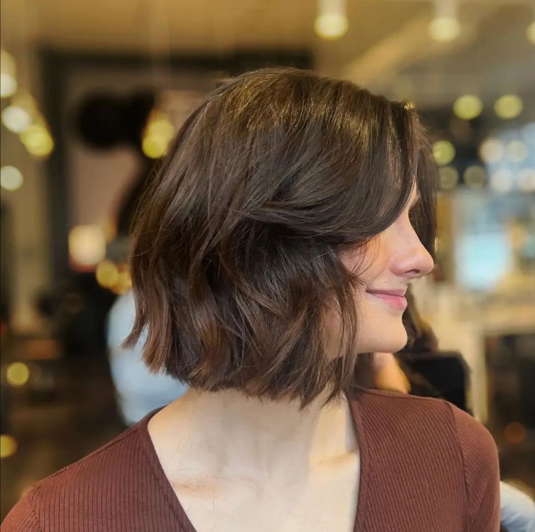 The Lively Movement of a Softly Layered Bob