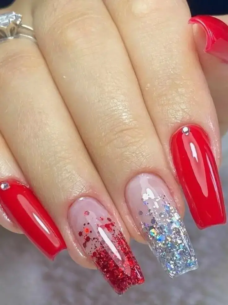 The Dazzling Gradient: Red to Silver Sparkle