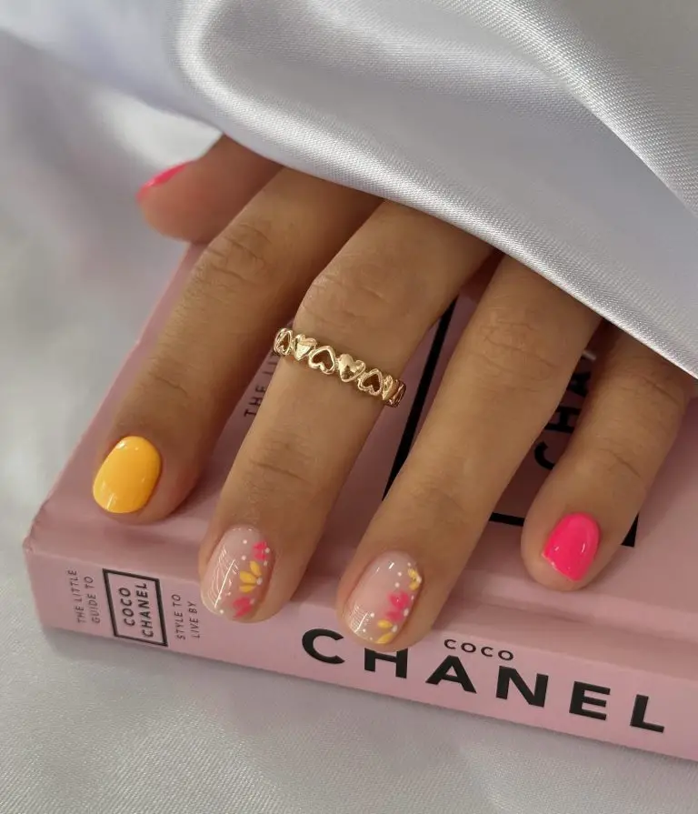 23 Short Nails For Summer 2024: Fresh, Trendy Manicure Ideas!