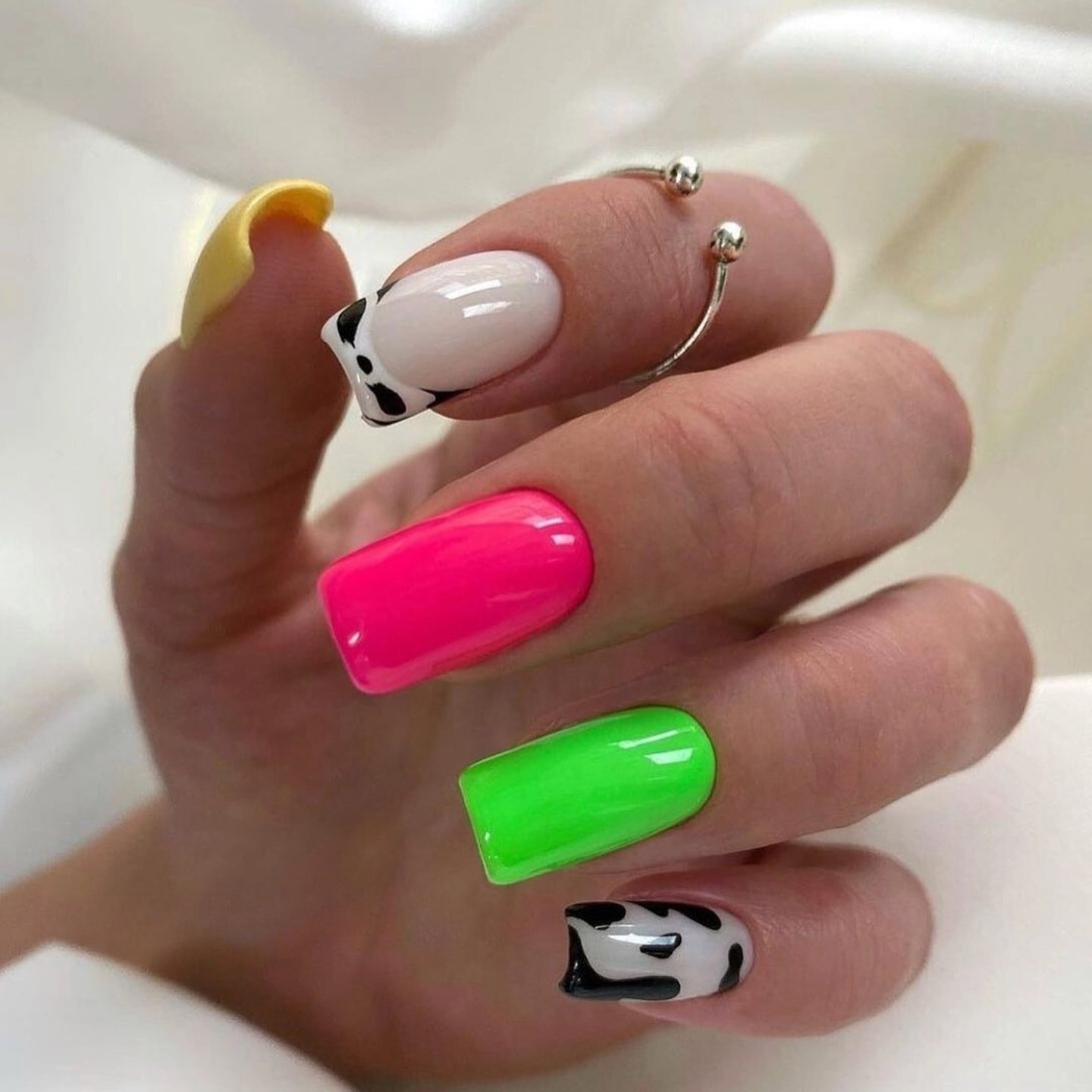 A Zesty Mix of Neon and Novelty