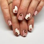 30 Fall Flower Nails Designs For 2024: Trendy Ideas For Cute And Elegant Autumn Manicures