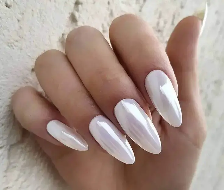 Stiletto Sharpness in White Chrome